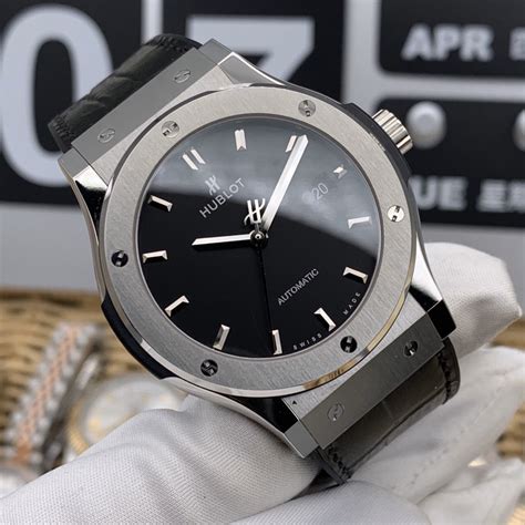 Đồng hồ Hublot Classic Fusion Chính Hãng Giá Rẻ 2024